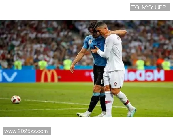 大叔足球明星帅气视频展现魅力与风采引发热议与关注